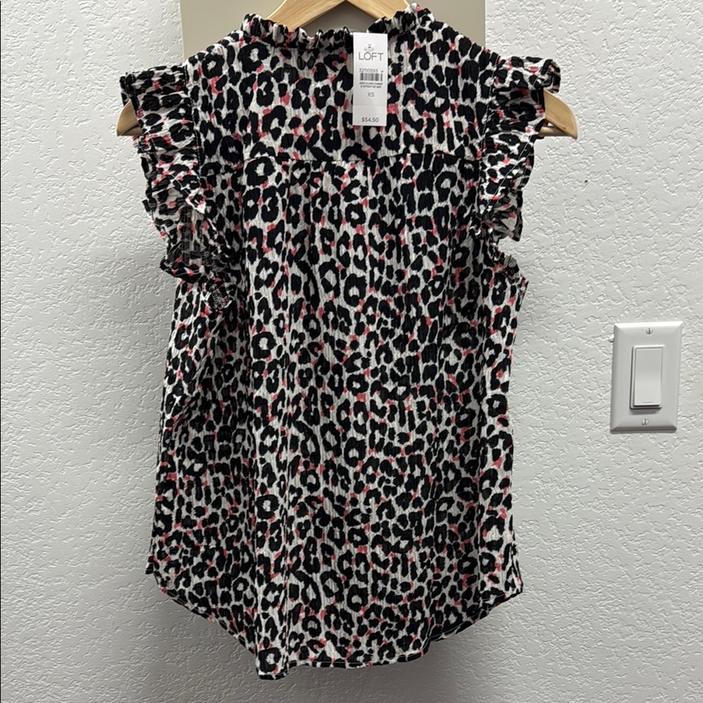 LOFT Black and White Ruffled Blouse